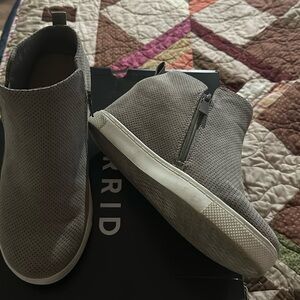 Grey Torrid Wedge Sneaker 8.5 ww